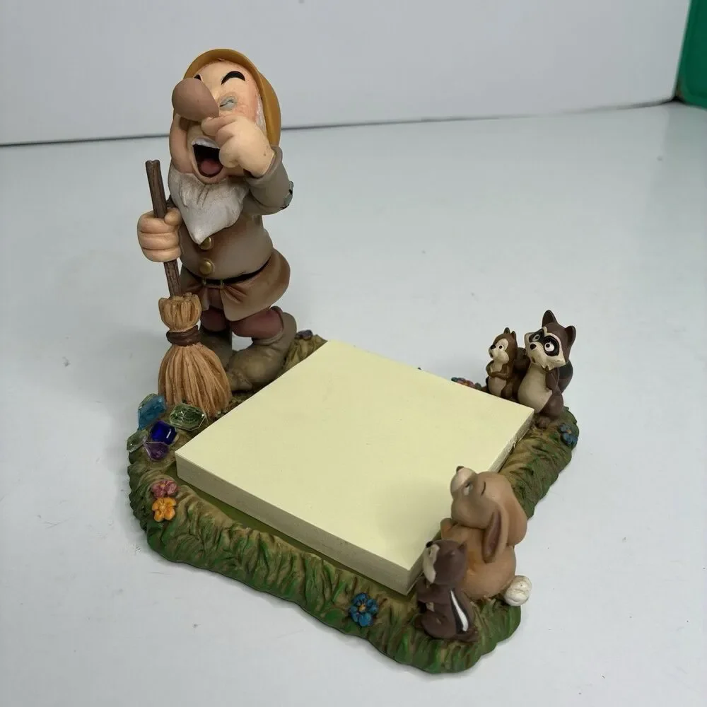 Disney Snow White & the 7 Dwarfs Desk Set Sneezy Paper Post It Note Holder 1999